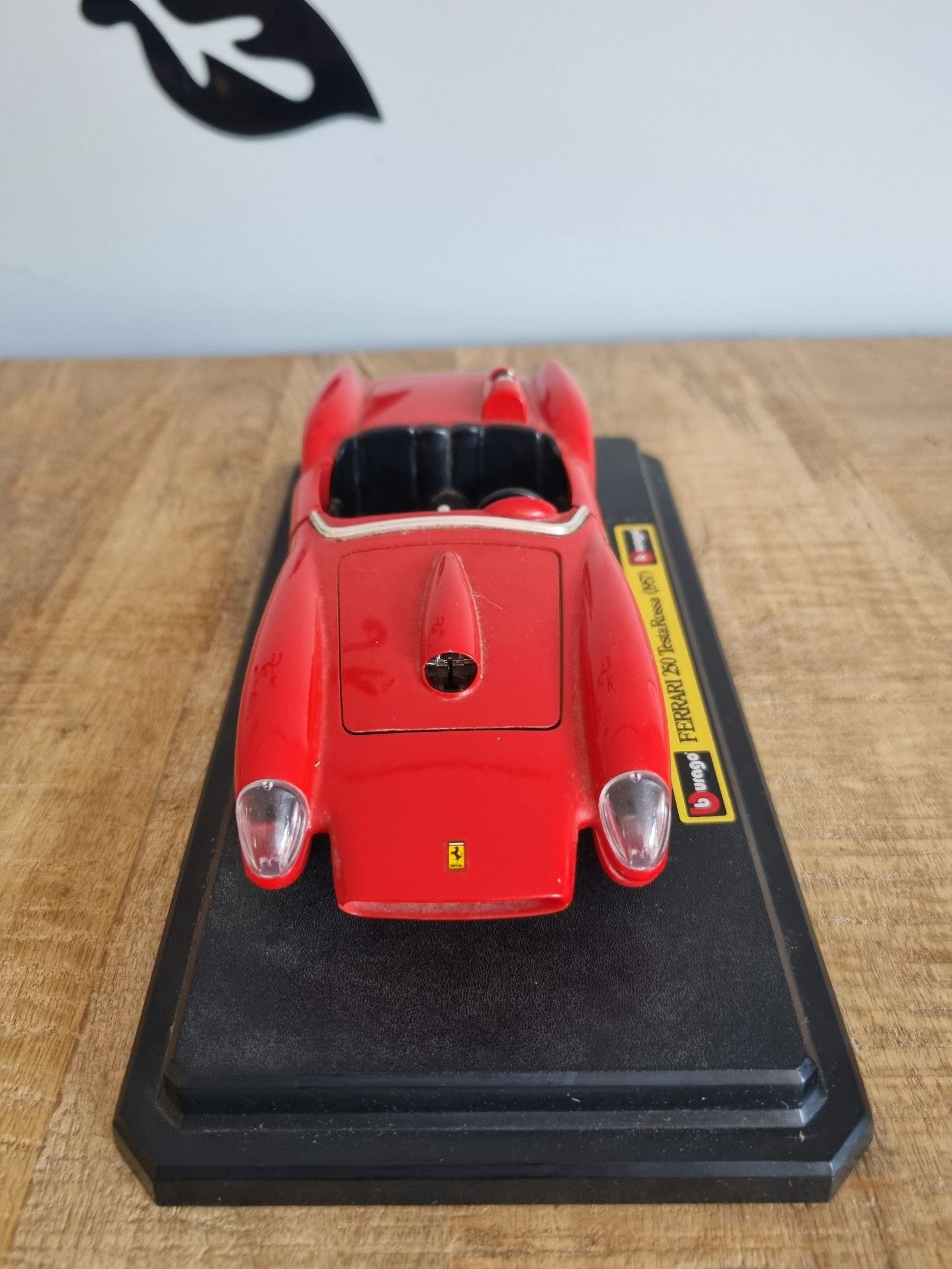 Miniatuurauto Bburago Ferrari 250 Testa Rossa (1957) - Schaal 1/24 – photo 3